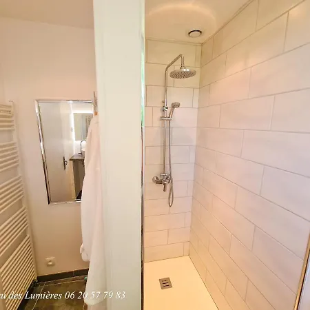 Chateau Des Lumieres Et Insolite Saint-Blimont