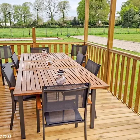 Дом отдыха Chateau Des Lumieres Et Insolite Saint-Blimont