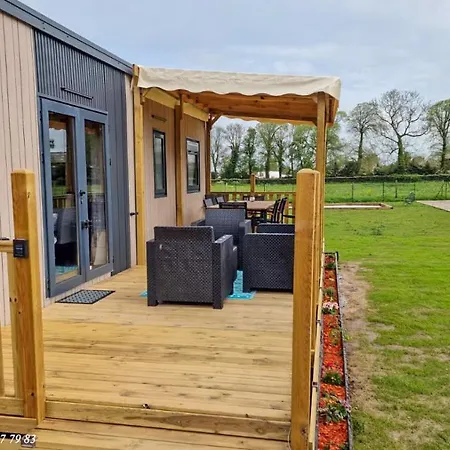 Chateau Des Lumieres Et Insolite Дом отдыха