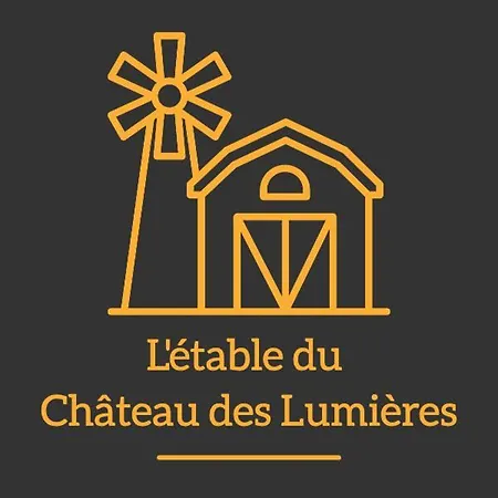 Château Des Lumières Et Insolite