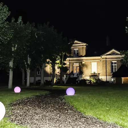 Château Des Lumières Et Insolite *
